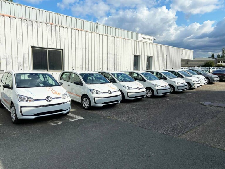 Flocage voiture à Montbrison – Alliance Ambulances